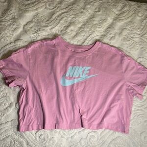 Nike Pink Cropped Tee with Logo oversized XL